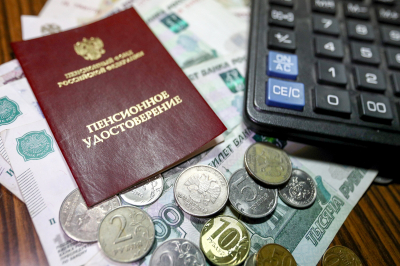 Депутат Стенякина: в августе пенсии выплатят по обычному графику