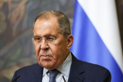 В МИД объяснили переход на трехсторонние переговоры с США