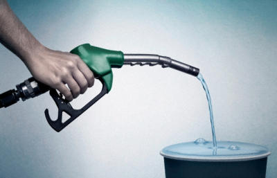 В США зафиксирован резкий рост цен на бензин до 3,8 доллара за галлон