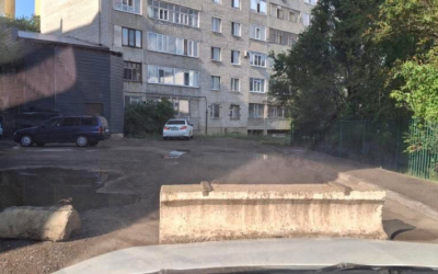 Народный репортер. Загородили проезд во двор