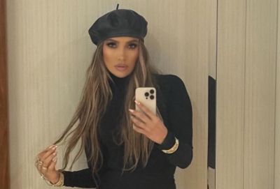 Аида Балаева подарила Дженнифер Лопес казахские ювелирные украшения