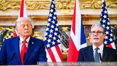 Взрыв прогремел рядом с сухогрузом у берегов ОАЭ